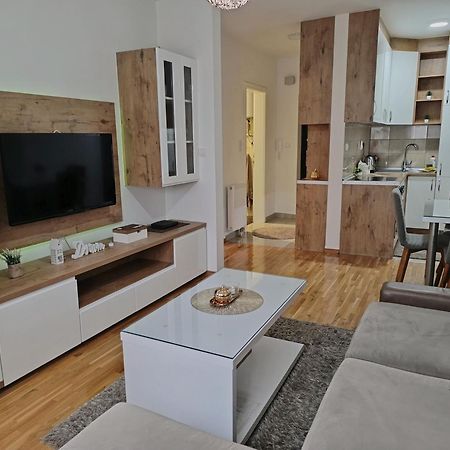 Zara Apartman Apartman Bijeljina Kültér fotó